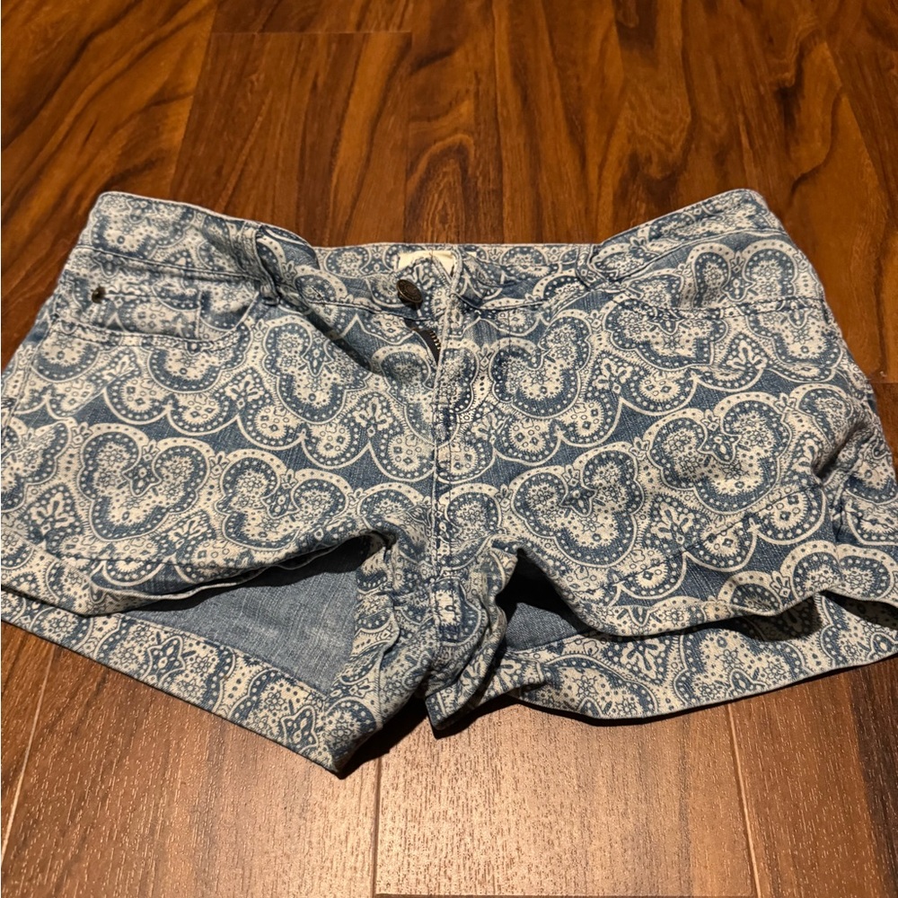 Forever 21 denim shorts